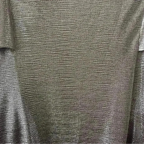 NWT Maette Women’s Metallic Flutter‎ Cap Sleeve Day To Night Feminine Blouse S - Picture 7 of 8